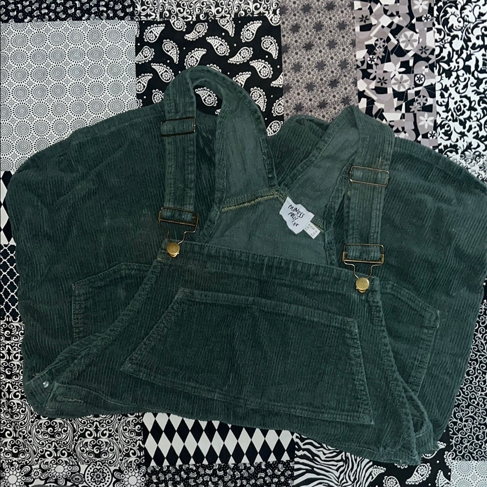 Princess Polly Kacey short overalls corduroy green